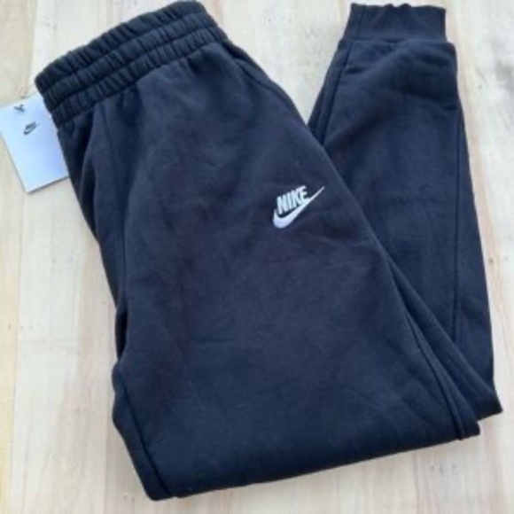 Youth Nike Black and White Sweatpants joggers with Elastic Cuffs XS - Picture 2 of 4